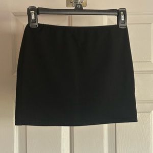 NWOT Women's XS Edikted Black Mini Skirt